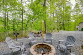 Private Sevierville Cabin 10 Mi to Pigeon Forge!